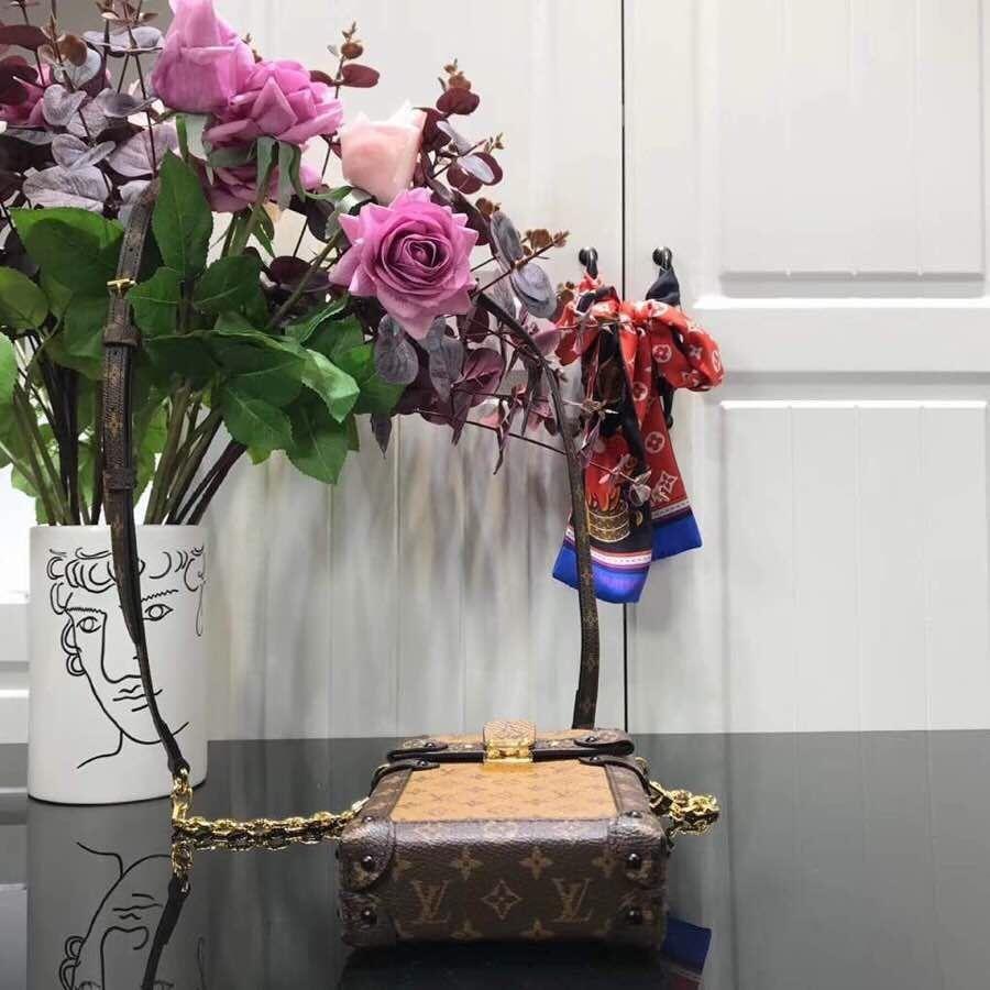 Louis Vuitton 루이비통 포쉐트 트렁크 버티컬