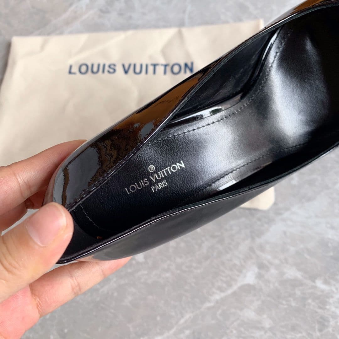 Louis Vuitton 루이비통 도핀 펌프스