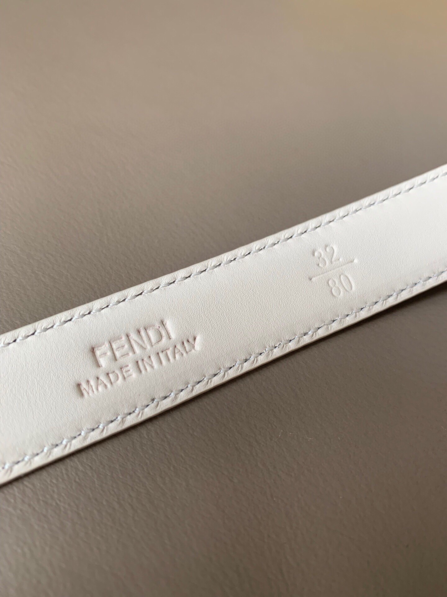 FENDI 2020SS 로고 디자인 커프스 버클 록 컬러 벨트 (폭:20mm)