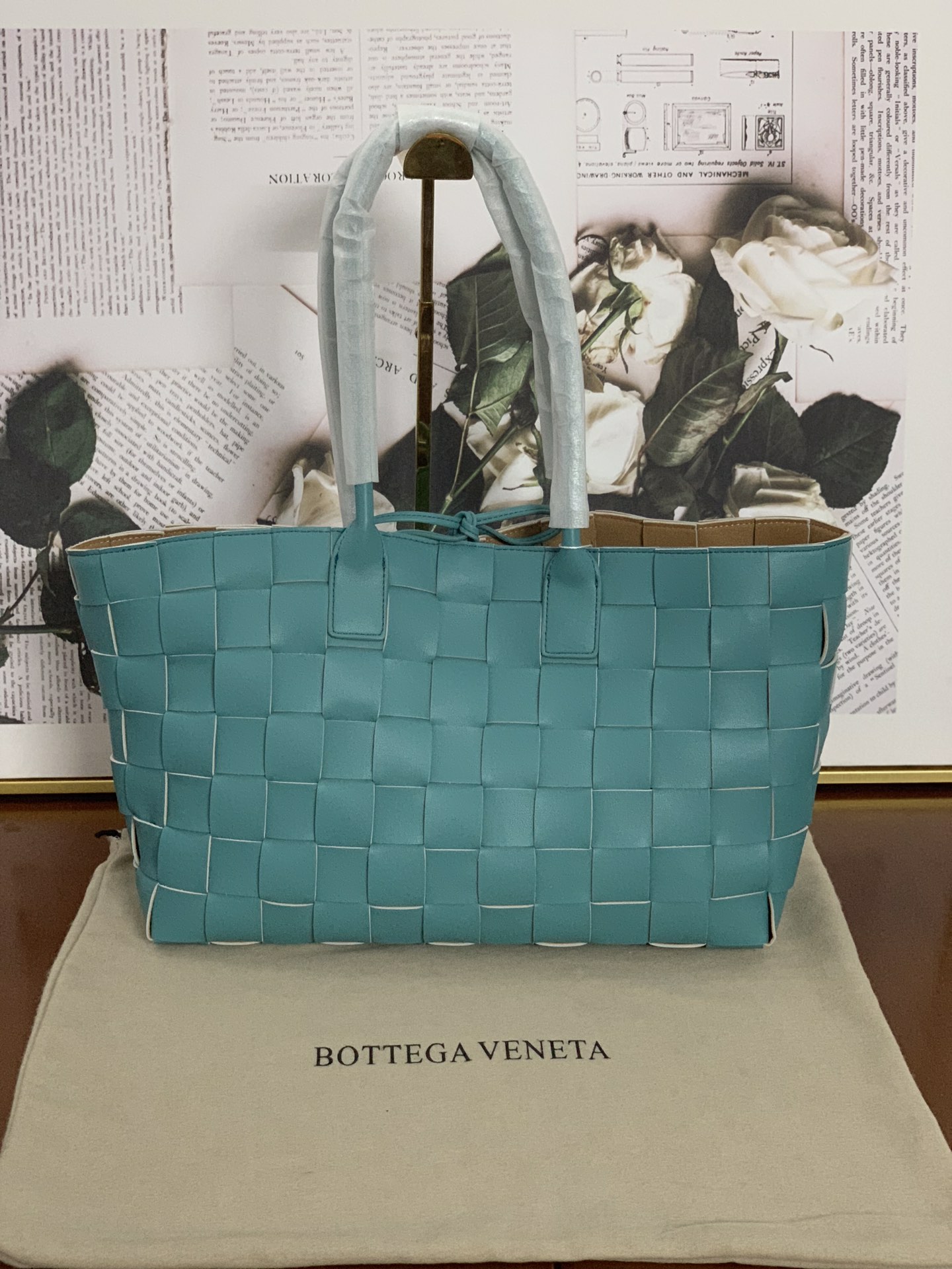 Bottega Veneta 보테가 베네타 인트레치아토 토트백