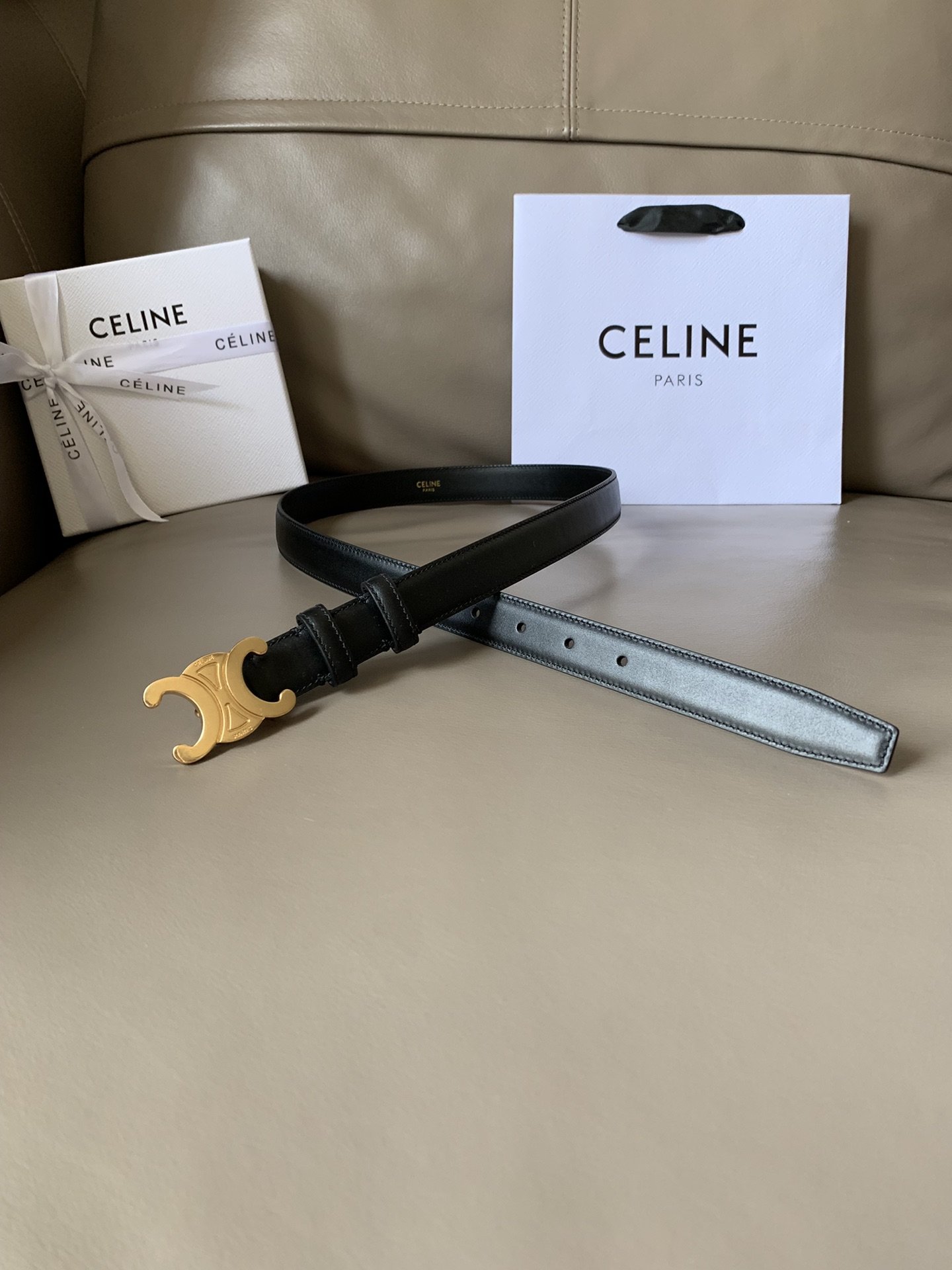 CELINE 셀린느 트리옴페 가죽 벨트 (폭:25mm)
