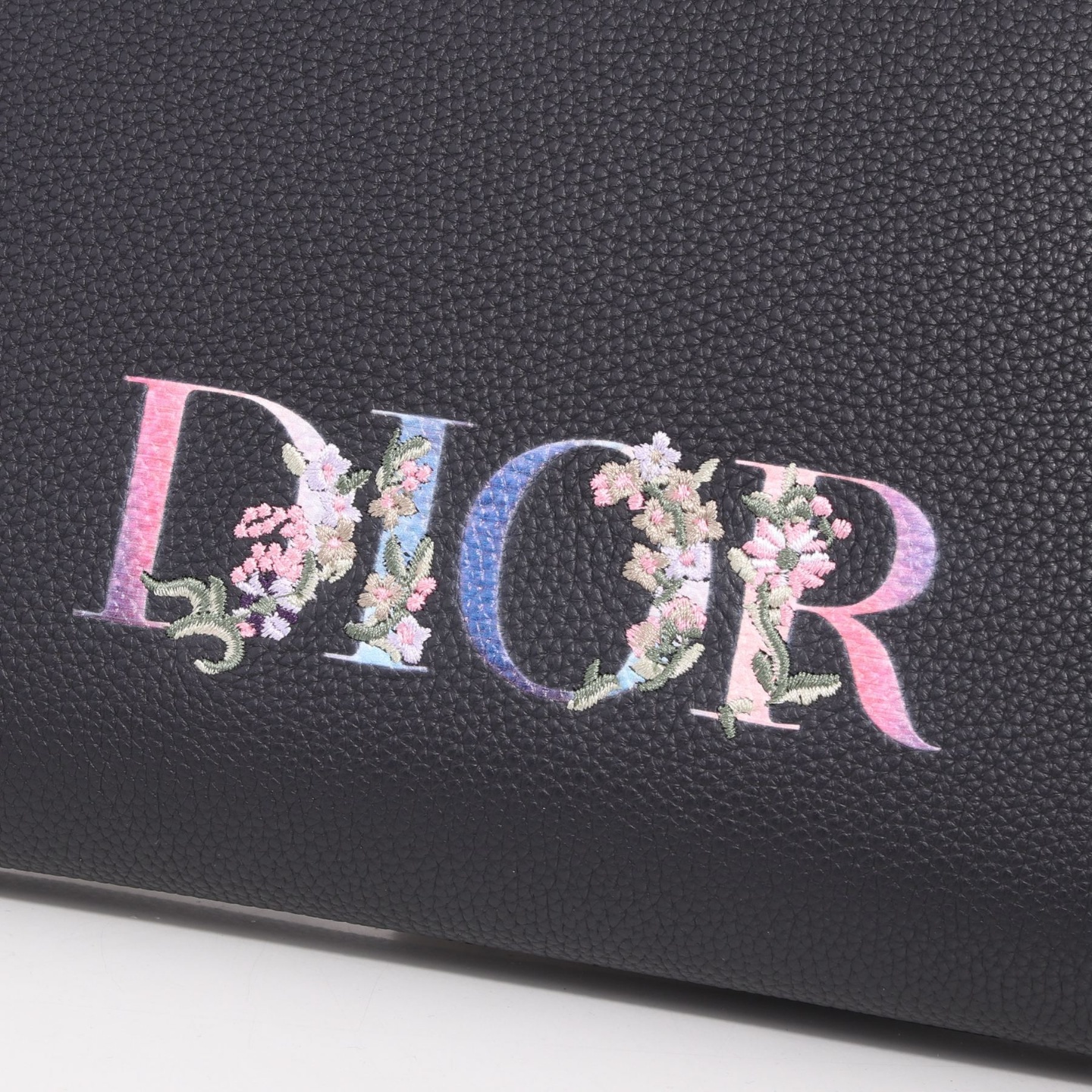 Dior 디올 플라워 로고 파우치