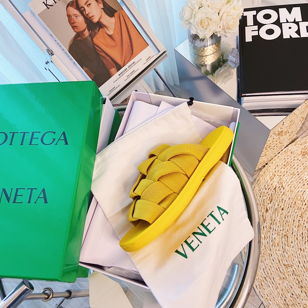Bottega Veneta 보테가 베네타 인트레치아토 위빙 샌들