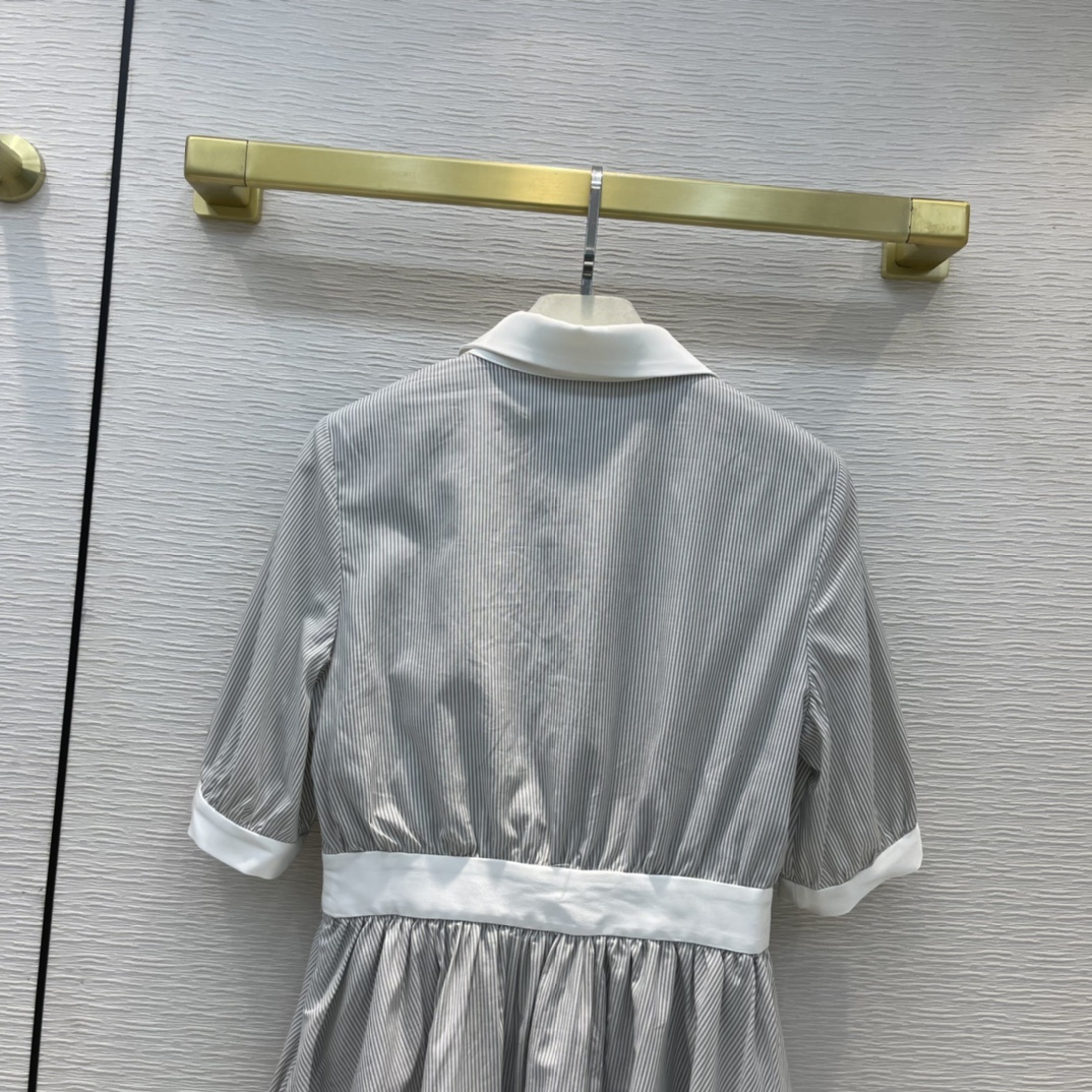 CELINE 셀린느 로고 단추 체인 장식 드레스