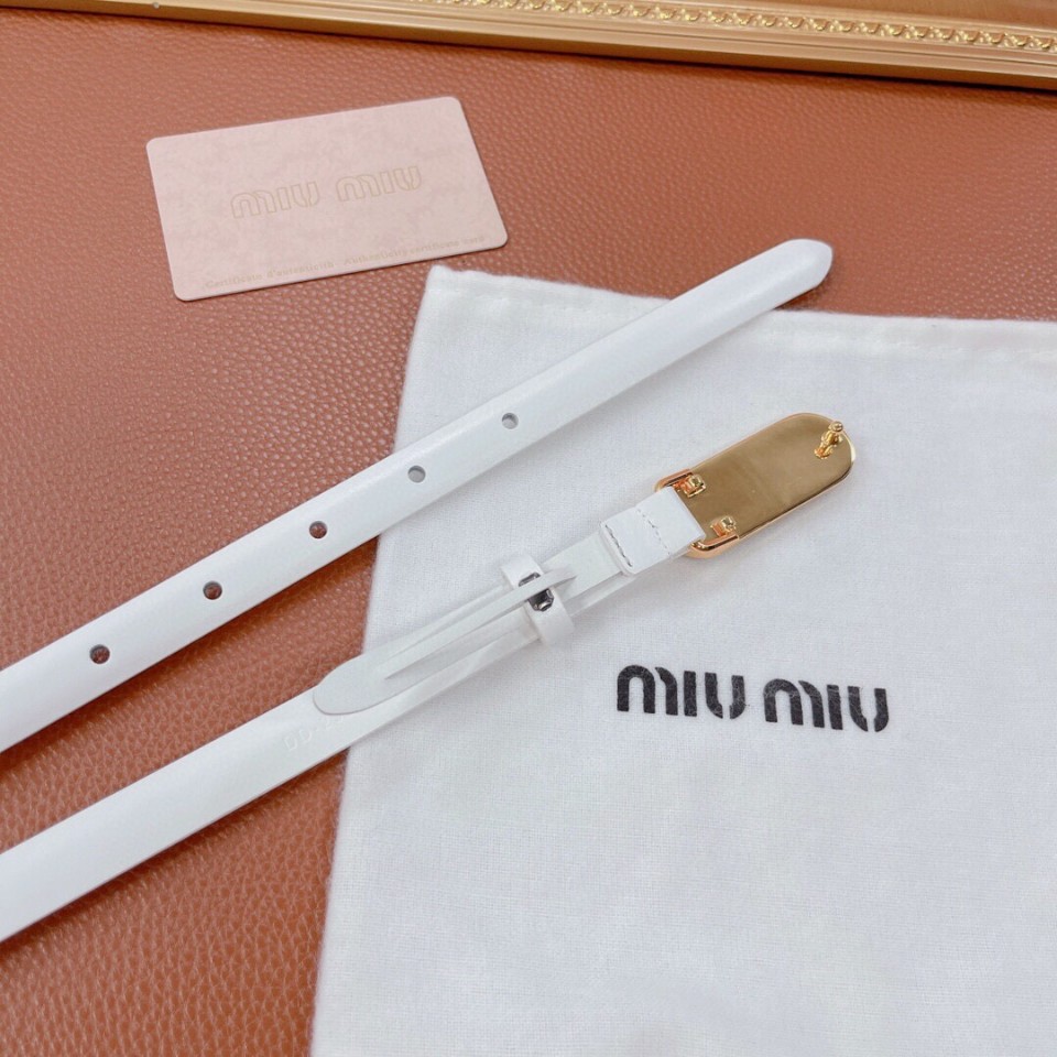 MIUMIU 미우미우 플렉시글라스 버클 가죽벨트 (폭1.5CM)