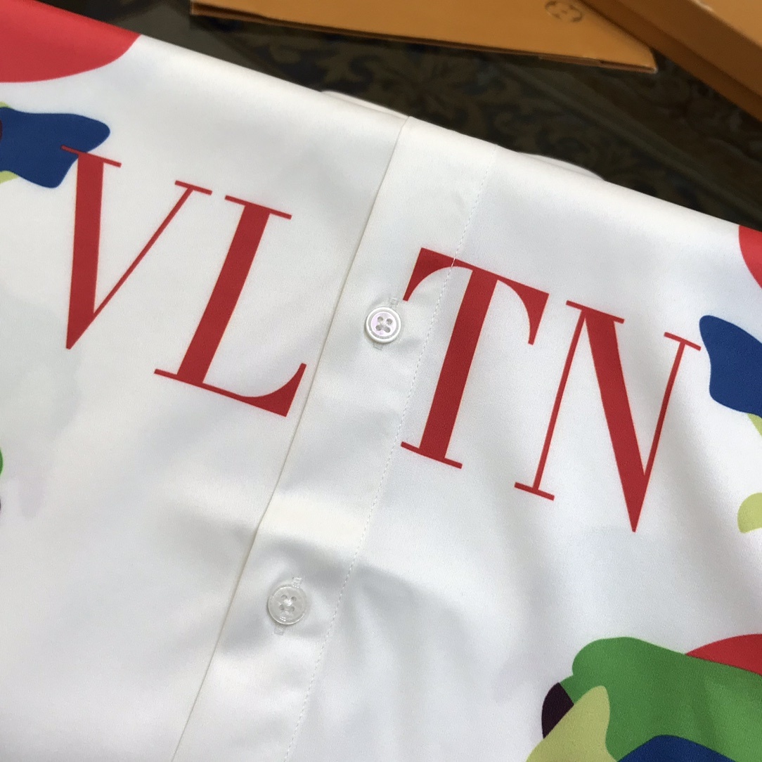 VALENTINO 발렌티노 VLTN 카모 셔츠
