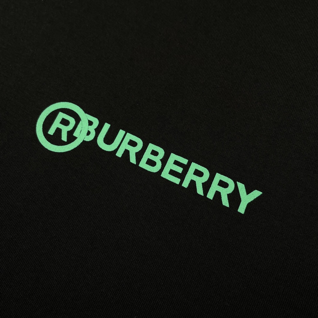 BURBERRY 버버리 로고 티셔츠 (남)