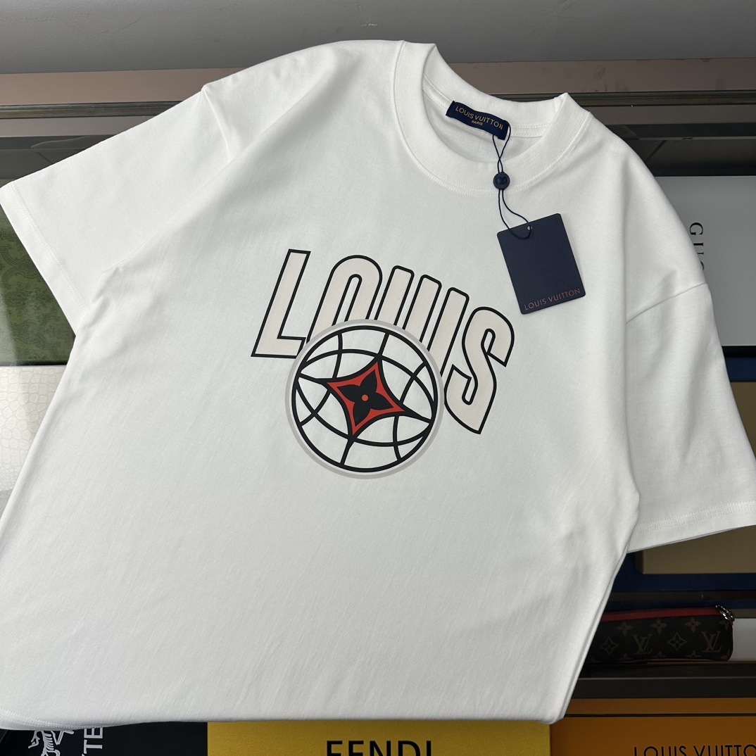 LOUIS VUITTON 루이비통 로고 티셔츠 (공용)